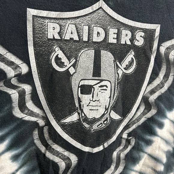 TIE-DYED OAKLAND RAIDERS T-SHIRT W/ TEAM LOGO FRONT & BACK DESIGNS - Picture 5 of 5